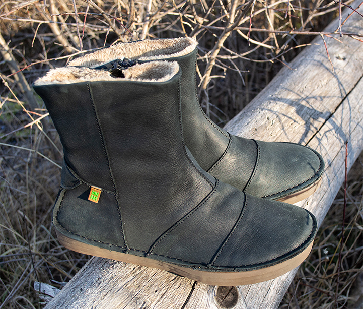 El Naturalista Rice Field black Flat Ankle boots